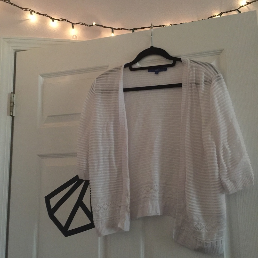 White cardigan Apt. 9 XL